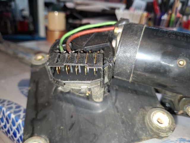 bontott VOLVO V40 Első Ablaktörlő Szerkezet Motorral