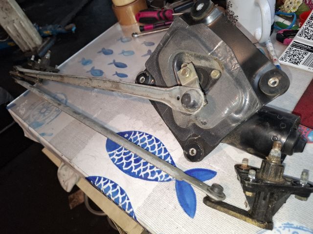 bontott VOLVO V40 Első Ablaktörlő Szerkezet Motorral