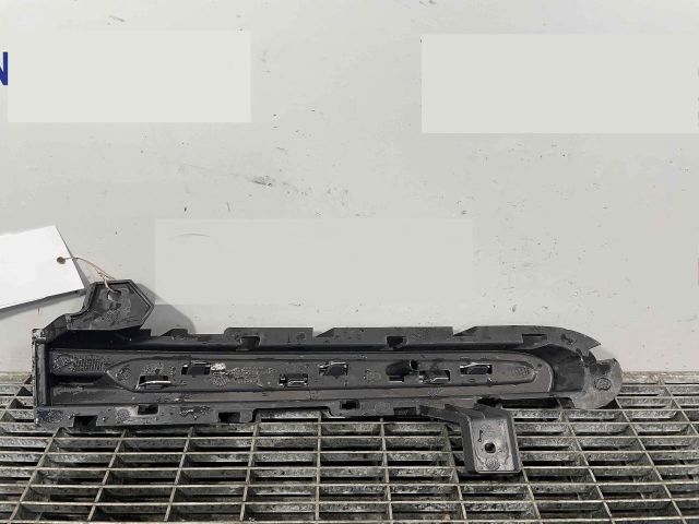 bontott VOLVO V40 Első Lökhárító Díszléc