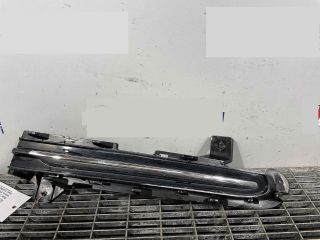 bontott VOLVO V40 Első Lökhárító Díszléc