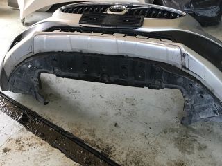 bontott VOLVO V40 Első Lökhárító (Részeivel)