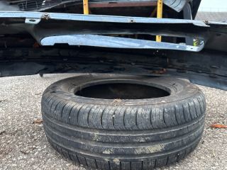 bontott VOLVO V40 Első Lökhárító (Üresen)