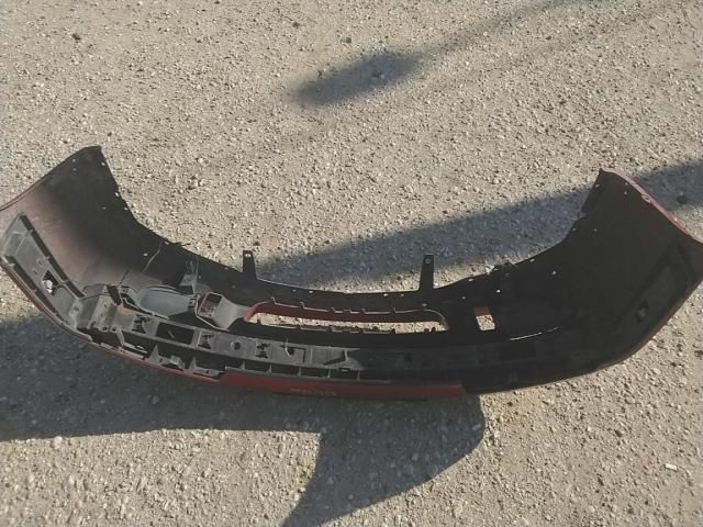 bontott VOLVO V40 Első Lökhárító (Üresen)