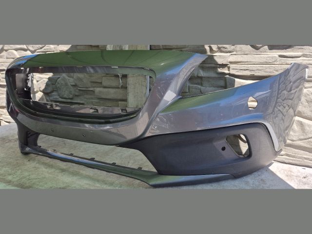 bontott VOLVO V40 Első Lökhárító (Üresen)