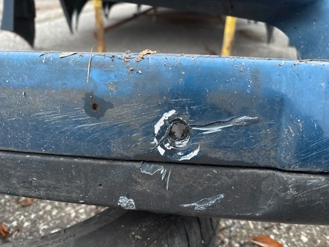 bontott VOLVO V40 Első Lökhárító (Üresen)