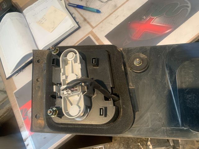 bontott VOLVO V40 Hátsó Lámpa Középső