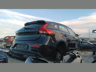 bontott VOLVO V40 Hátsó Lökhárító (Részeivel)