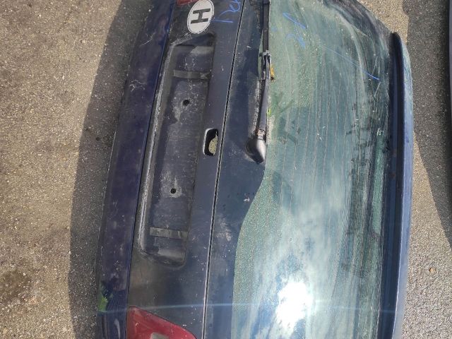 bontott VOLVO V40 Hátsó Szélvédő