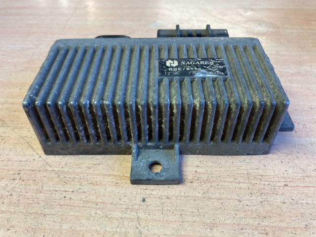 bontott VOLVO V40 Izzító Relé