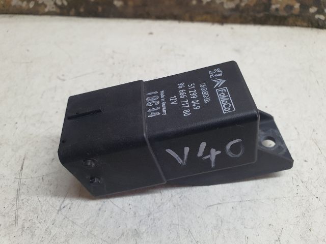 bontott VOLVO V40 Izzító Relé