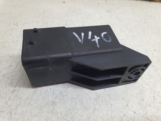 bontott VOLVO V40 Izzító Relé