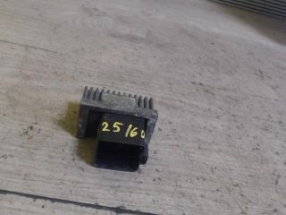 bontott VOLVO V40 Izzító Relé