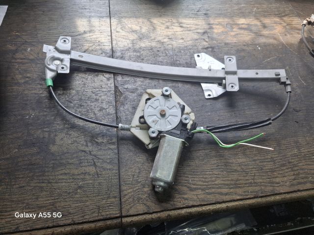 bontott VOLVO V40 Jobb első Ablakemelő Szerkezet (Elektromos)