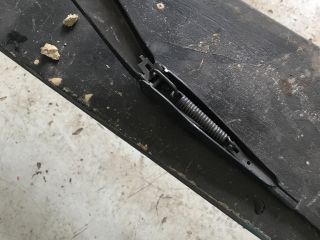 bontott VOLVO V40 Jobb első Ablaktörlő Kar