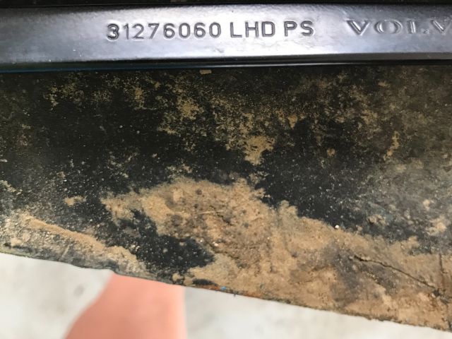 bontott VOLVO V40 Jobb első Ablaktörlő Kar