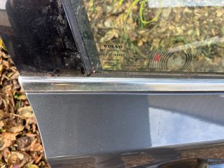 bontott VOLVO V40 Jobb első Ajtó (Részeivel)