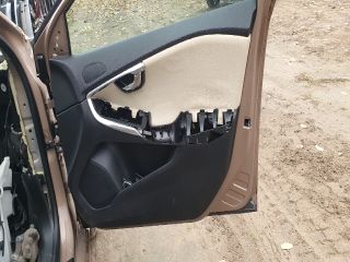 bontott VOLVO V40 Jobb első Ajtó (Részeivel)