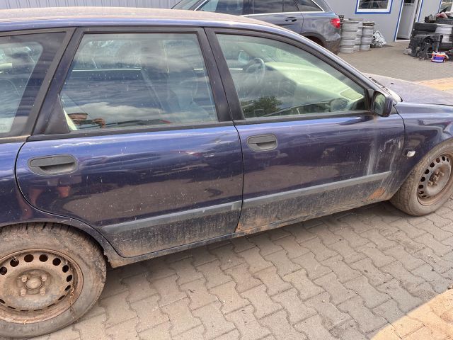 bontott VOLVO V40 Jobb első Ajtóhatároló