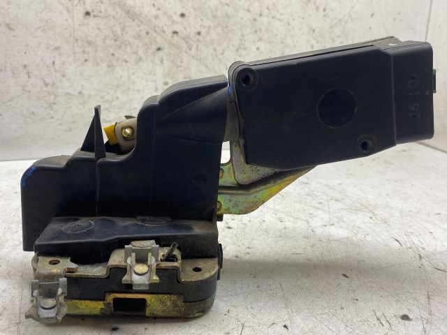 bontott VOLVO V40 Jobb első Ajtózár