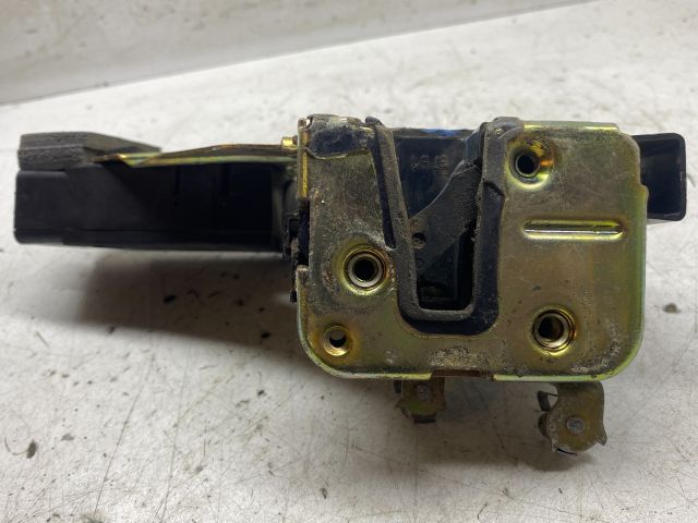 bontott VOLVO V40 Jobb első Ajtózár