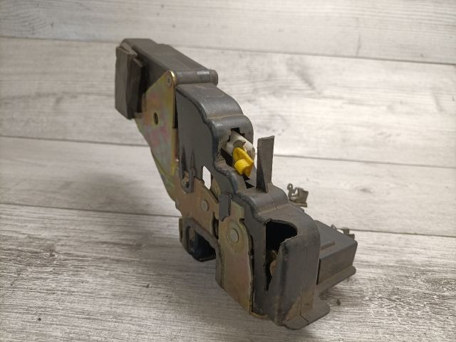 bontott VOLVO V40 Jobb első Ajtózár