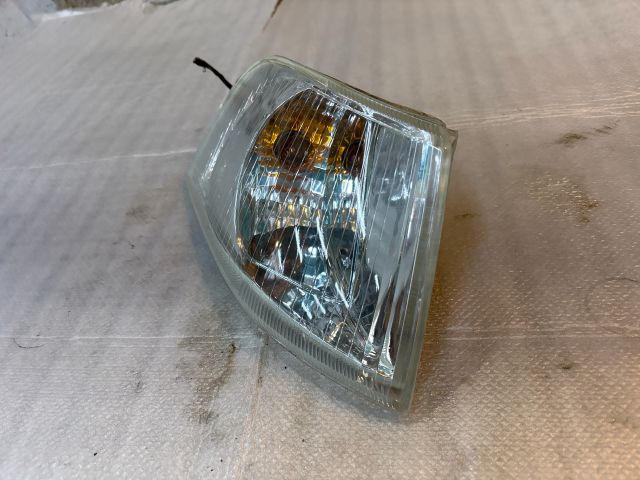 bontott VOLVO V40 Jobb első Irányjelző