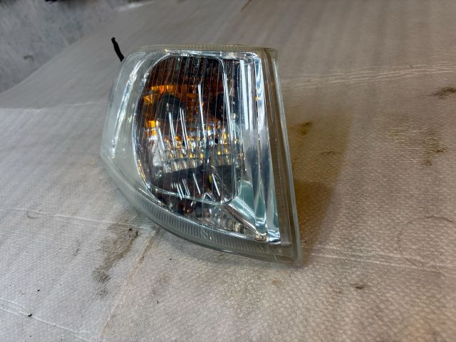 bontott VOLVO V40 Jobb első Irányjelző