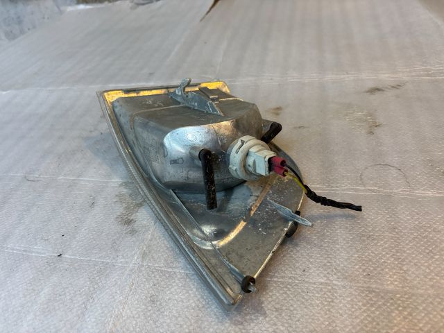 bontott VOLVO V40 Jobb első Irányjelző