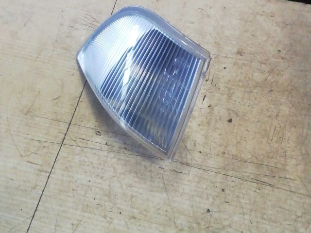 bontott VOLVO V40 Jobb első Irányjelző