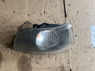bontott VOLVO V40 Jobb első Irányjelző