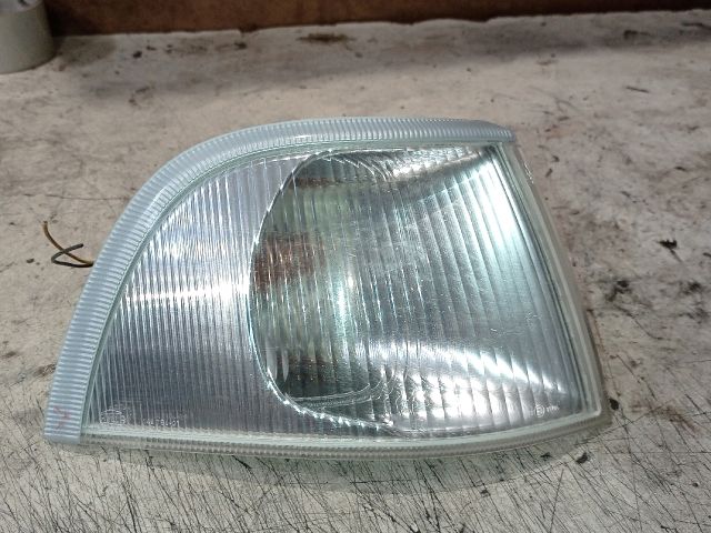 bontott VOLVO V40 Jobb első Irányjelző