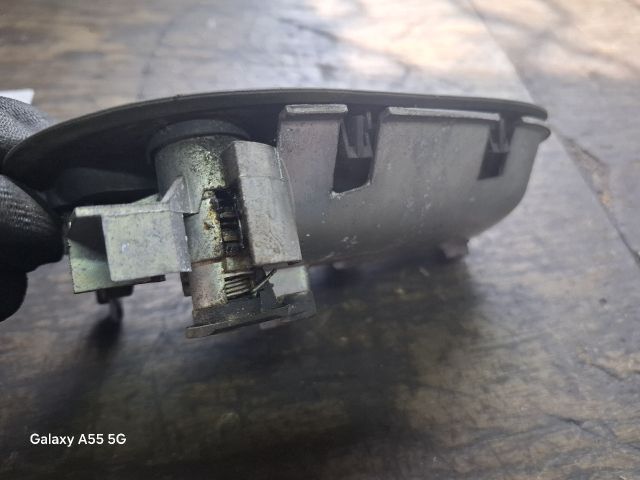 bontott VOLVO V40 Jobb első Külső Kilincs