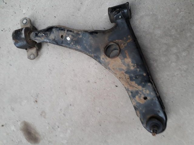 bontott VOLVO V40 Jobb első Lengőkar