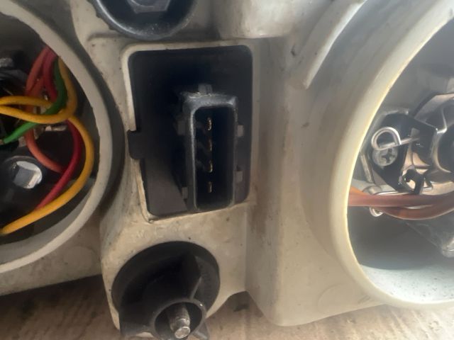 bontott VOLVO V40 Jobb Fényszóró