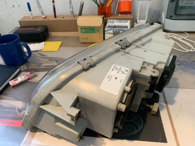 bontott VOLVO V40 Jobb Fényszóró