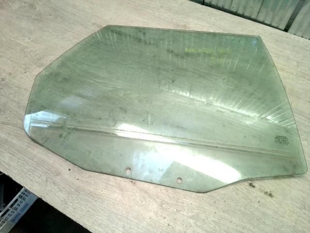 bontott VOLVO V40 Jobb hátsó Ablak