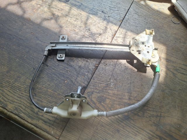 bontott VOLVO V40 Jobb hátsó Ablakemelő Szerkezet (Mechanikus)