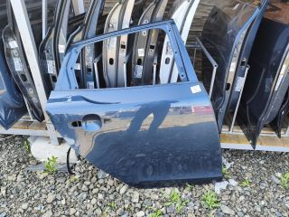 bontott VOLVO V40 Jobb hátsó Ajtó (Üres lemez)