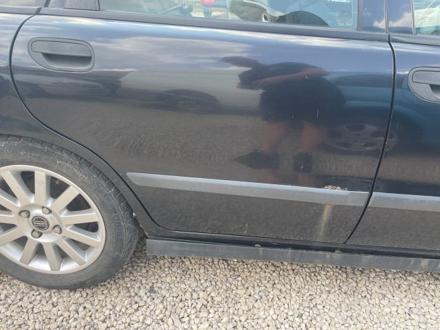 bontott VOLVO V40 Jobb hátsó Ajtó (Üres lemez)