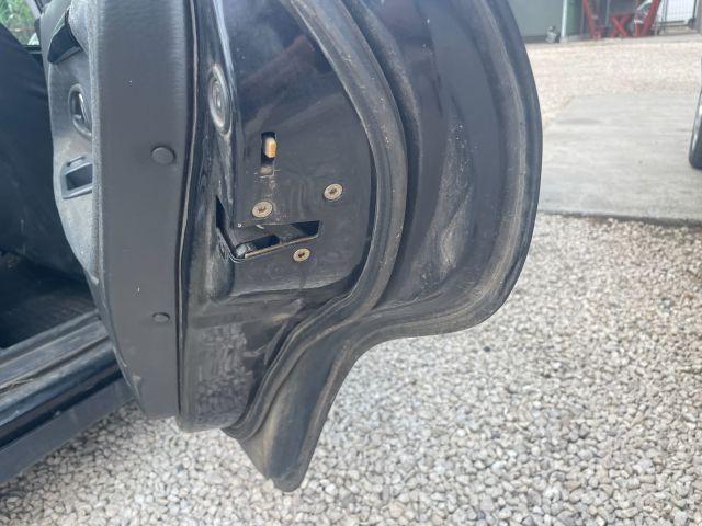 bontott VOLVO V40 Jobb hátsó Ajtó (Üres lemez)