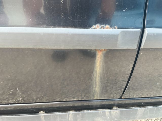 bontott VOLVO V40 Jobb hátsó Ajtó (Üres lemez)