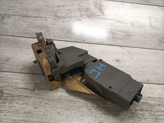 bontott VOLVO V40 Jobb hátsó Ajtózár