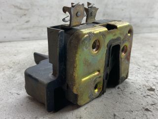 bontott VOLVO V40 Jobb hátsó Ajtózár