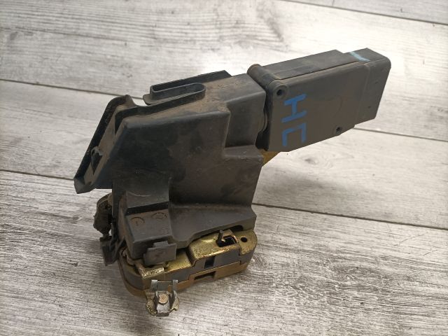 bontott VOLVO V40 Jobb hátsó Ajtózár