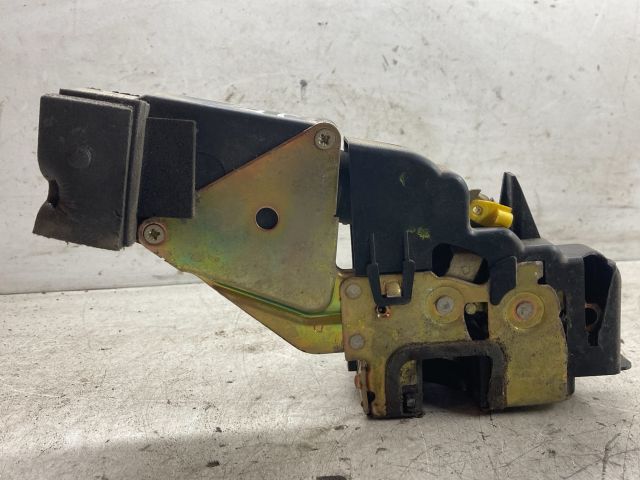 bontott VOLVO V40 Jobb hátsó Ajtózár