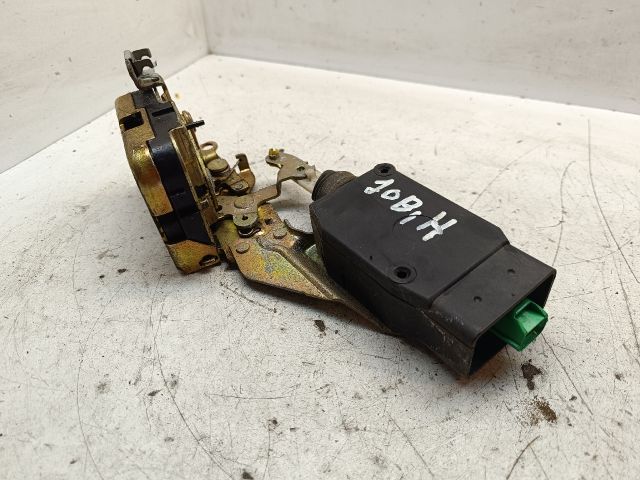 bontott VOLVO V40 Jobb hátsó Ajtózár