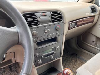 bontott VOLVO V40 Jobb hátsó Külső Kilincs