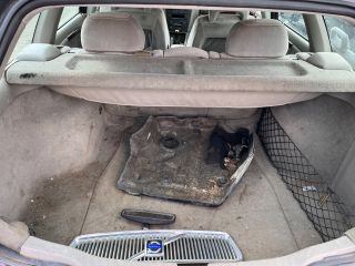 bontott VOLVO V40 Jobb hátsó Külső Kilincs