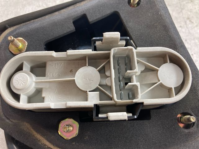 bontott VOLVO V40 Jobb Hátsó Lámpa