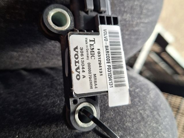 bontott VOLVO V40 Jobb hátsó Oldal Ütközés Érzékelő